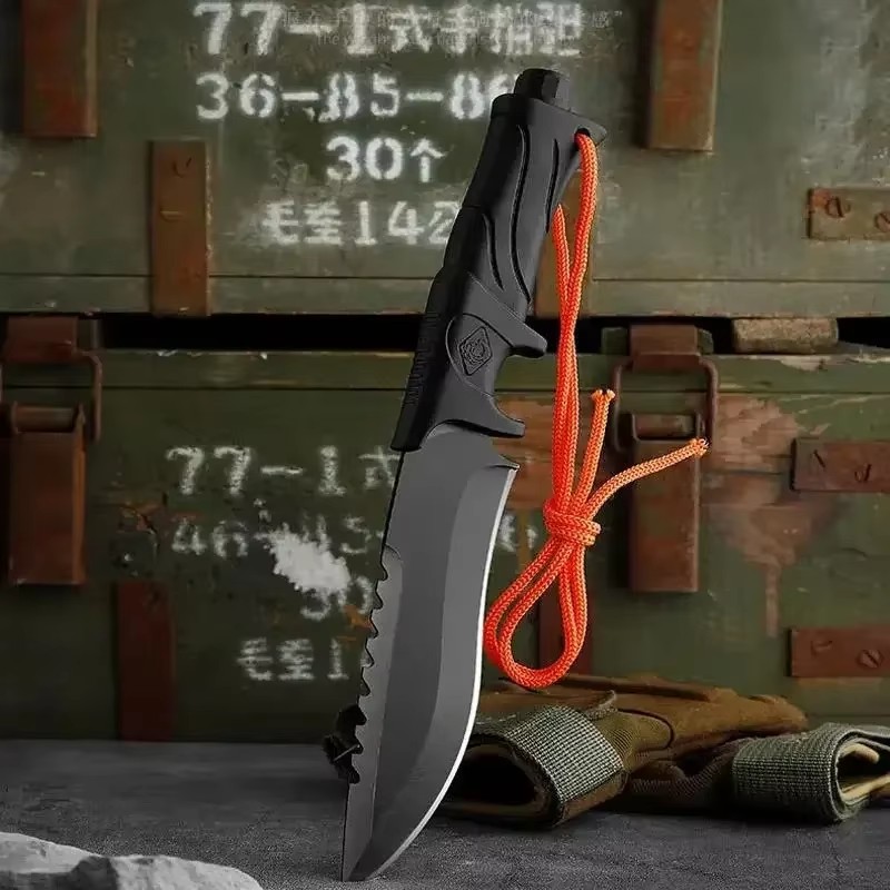Coltello dritto da esterno ad  - Bushcraft Knife Fixed recensione e prezzo